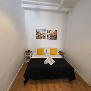 Gaudi Barcelone