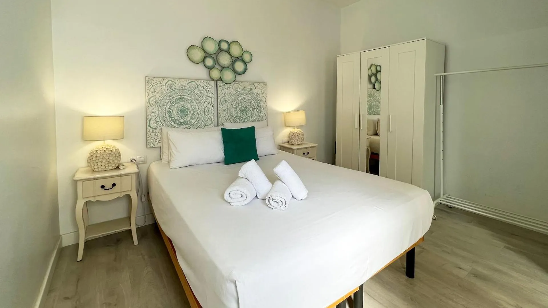 Stay U-Nique Apartments Seneca Barcelona