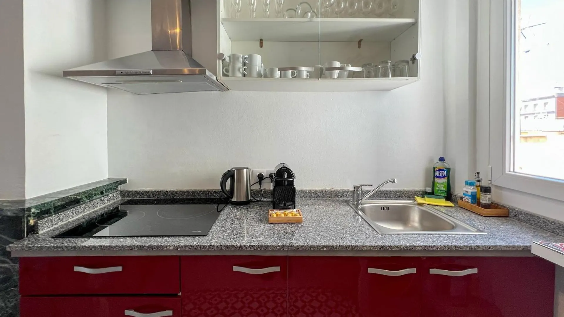 Stay U-Nique Apartments Seneca Барселона